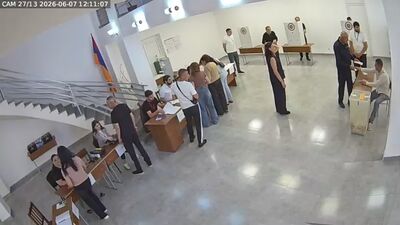Camera 27-13