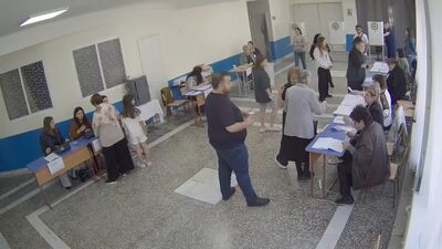 Camera 32-29
